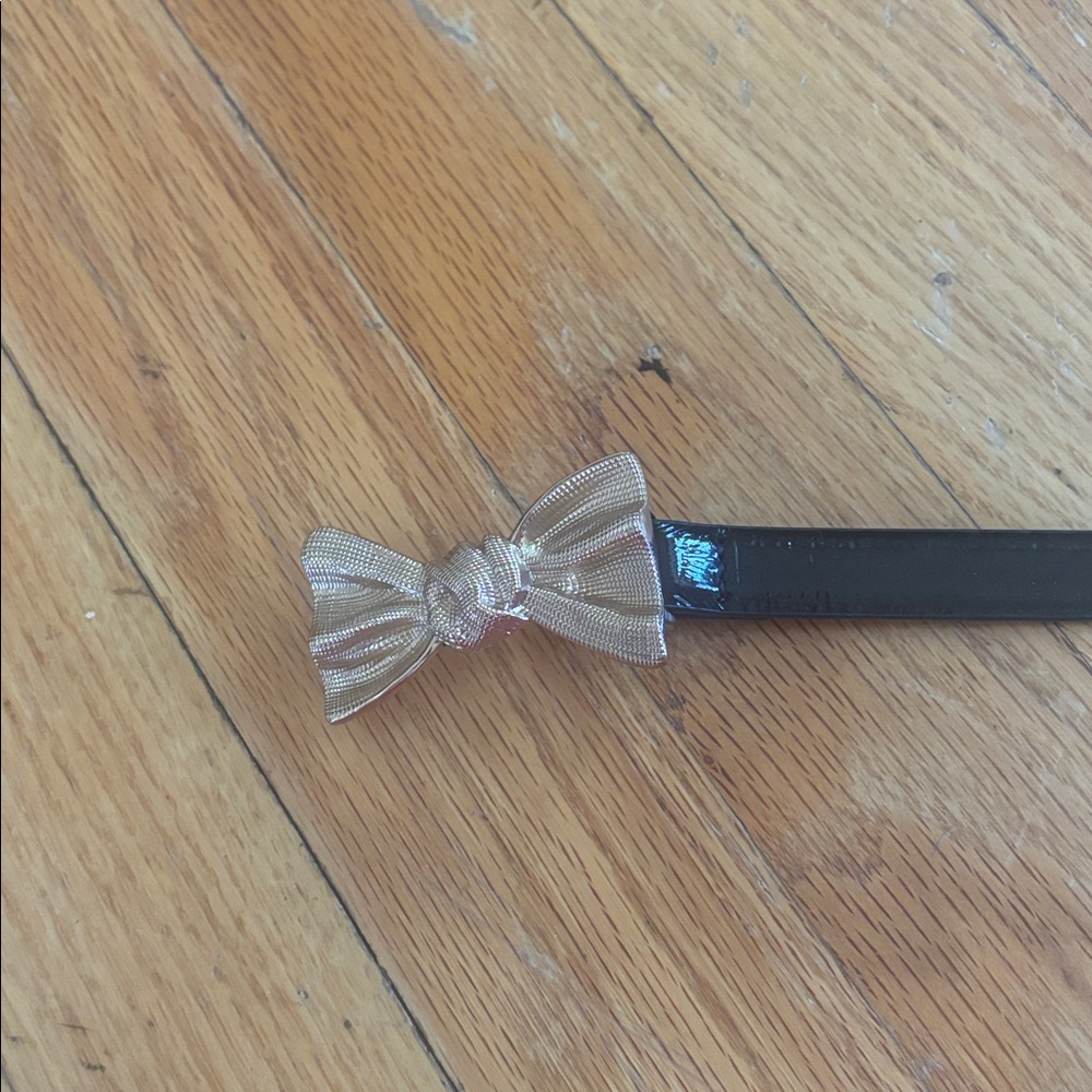 Betsey Johnson Bow Detail Belt